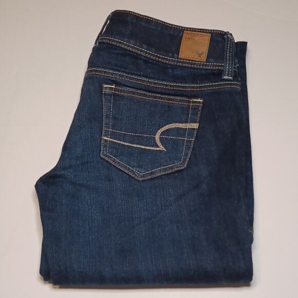American Eagle Women Slim Bootcut Denim Jeans. Size 2 - Picture 2 of 10